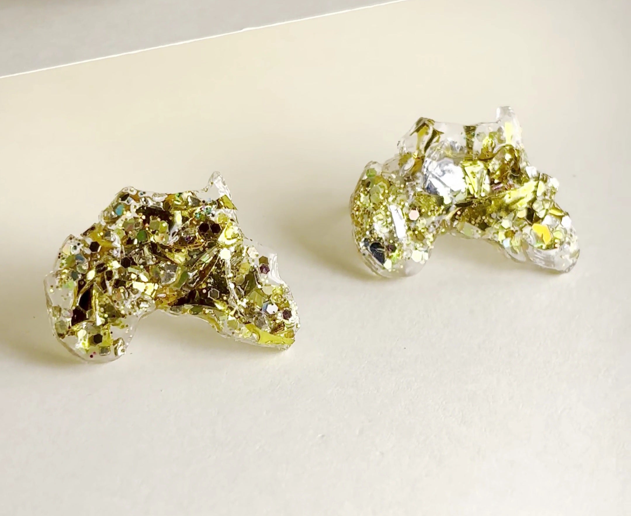 One-of-a-Kind Sparkle – Handmade Africa Earrings (Copy)